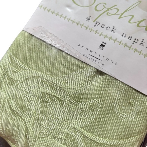 Sophia 4 PK Brownstone Cloth Dining Napkins Green Cotton Blend Embossed Print - Picture 3 of 4
